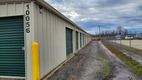 Row of units at Copper Safe Storage in Little Rock.