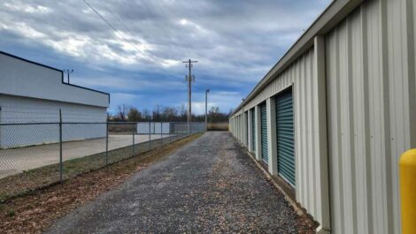 Closed units at Copper Safe Storage in Little Rock.
