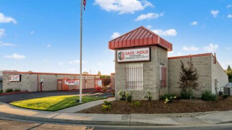 Front of Safe-Hold Storage building.