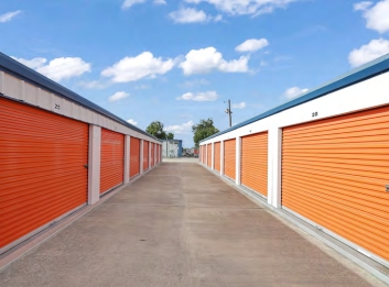 Valley Best Storage units.
