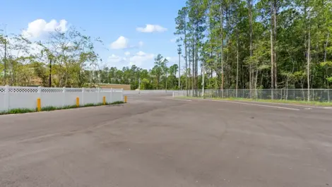 Exterior of Oakleaf Premier Boat RV Storage facility.