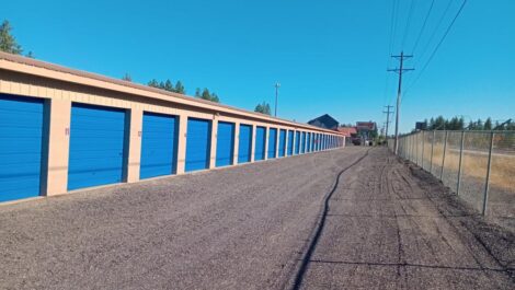 Outdoor storage and security fence at Discount Mini Storage.